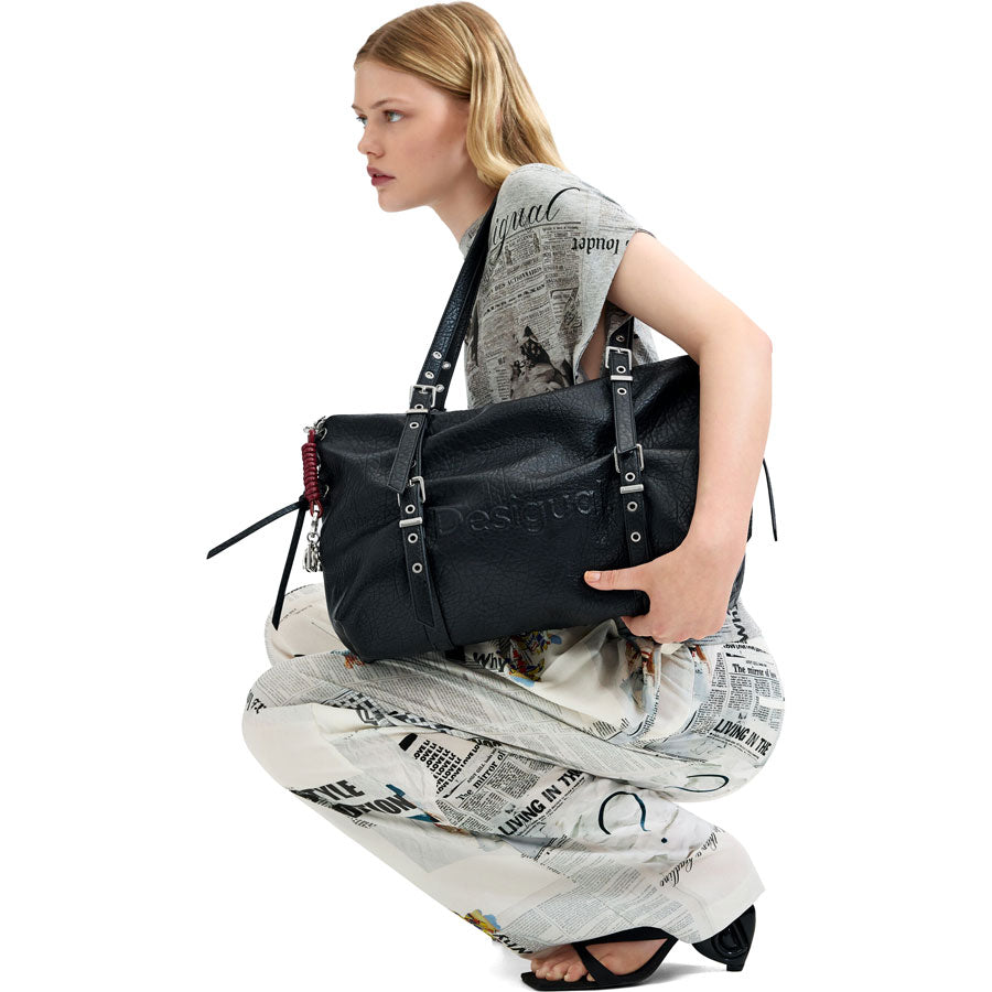 Desigual μαύρη τσάντα ώμου 26WAXP06