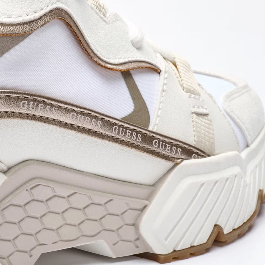 GUESS λευκό / χρυσό sneaker CARRLI
