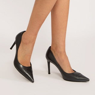 PUMPS